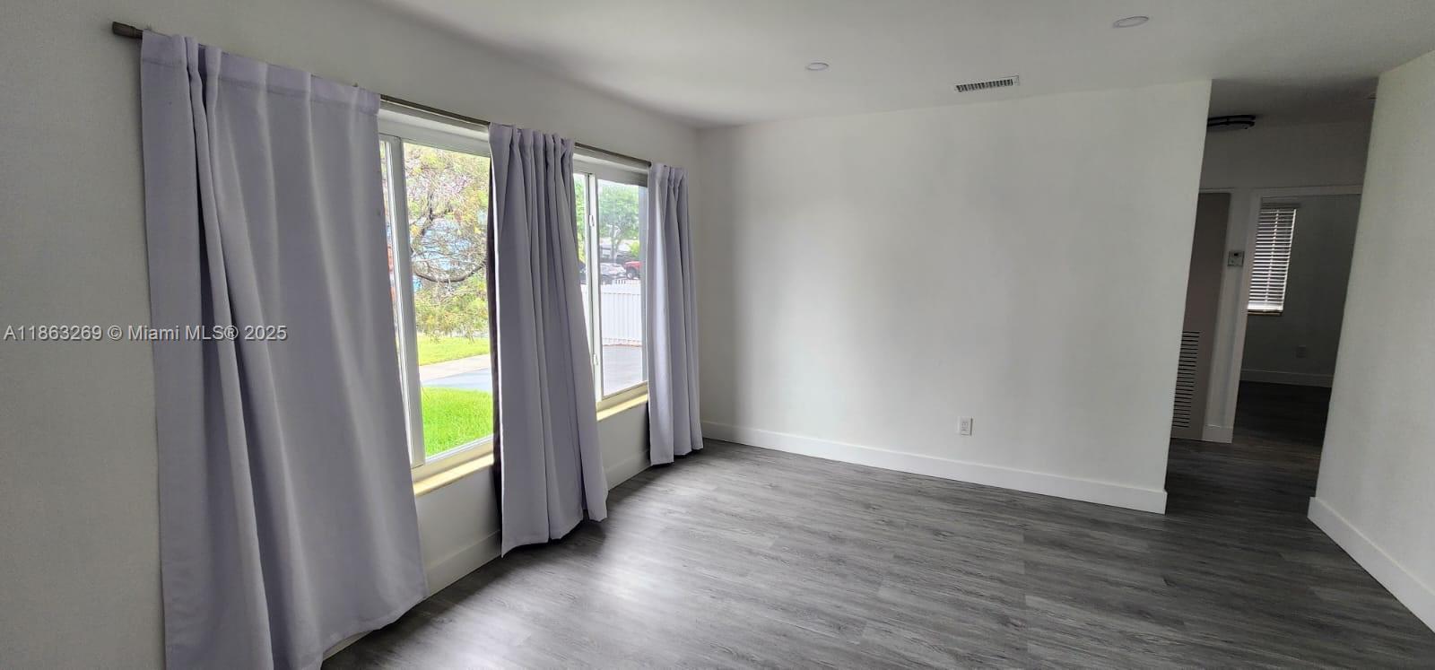 3520 NW 20th St 1