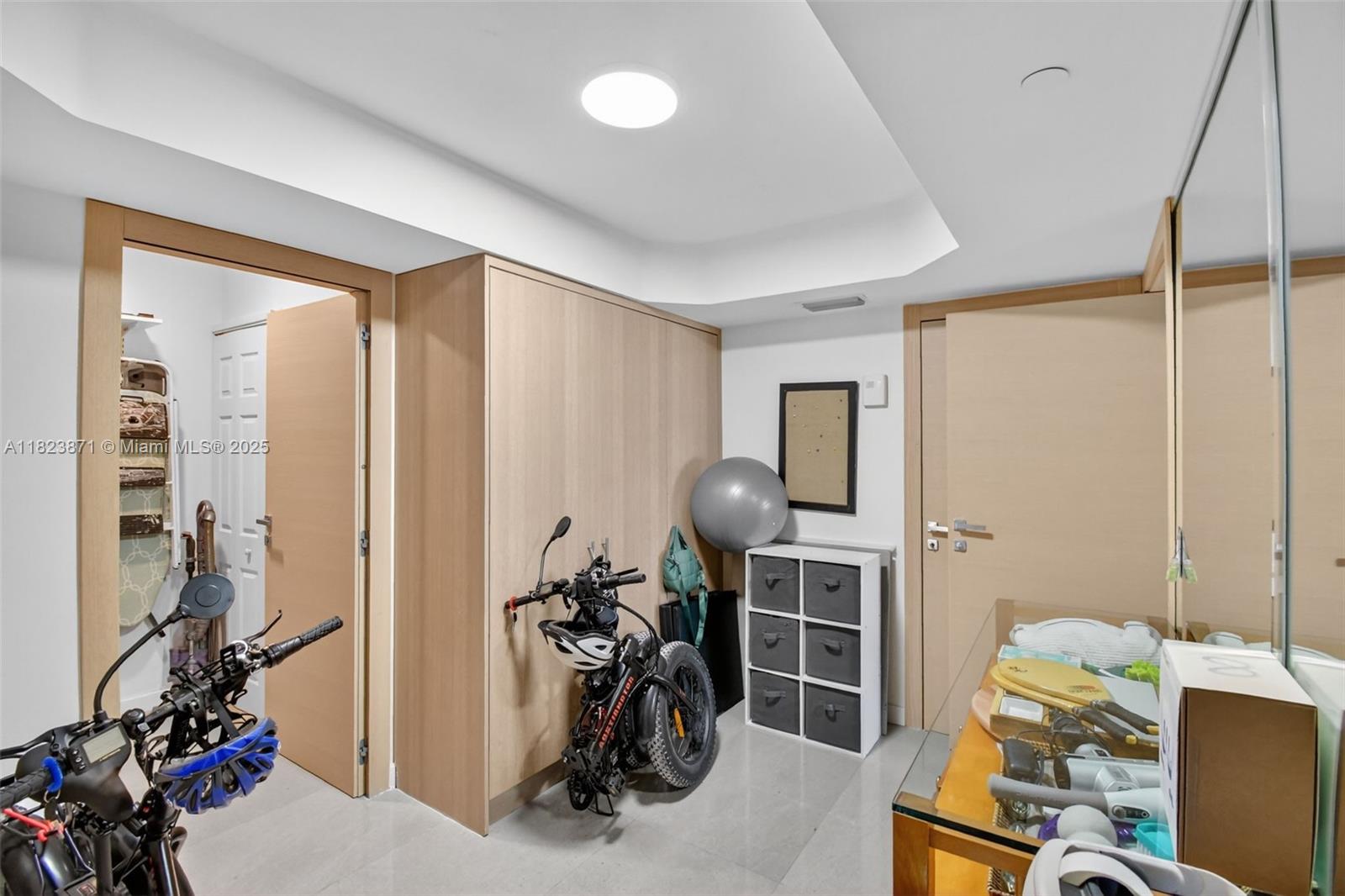 MILLENNIUM CONDO - Residential