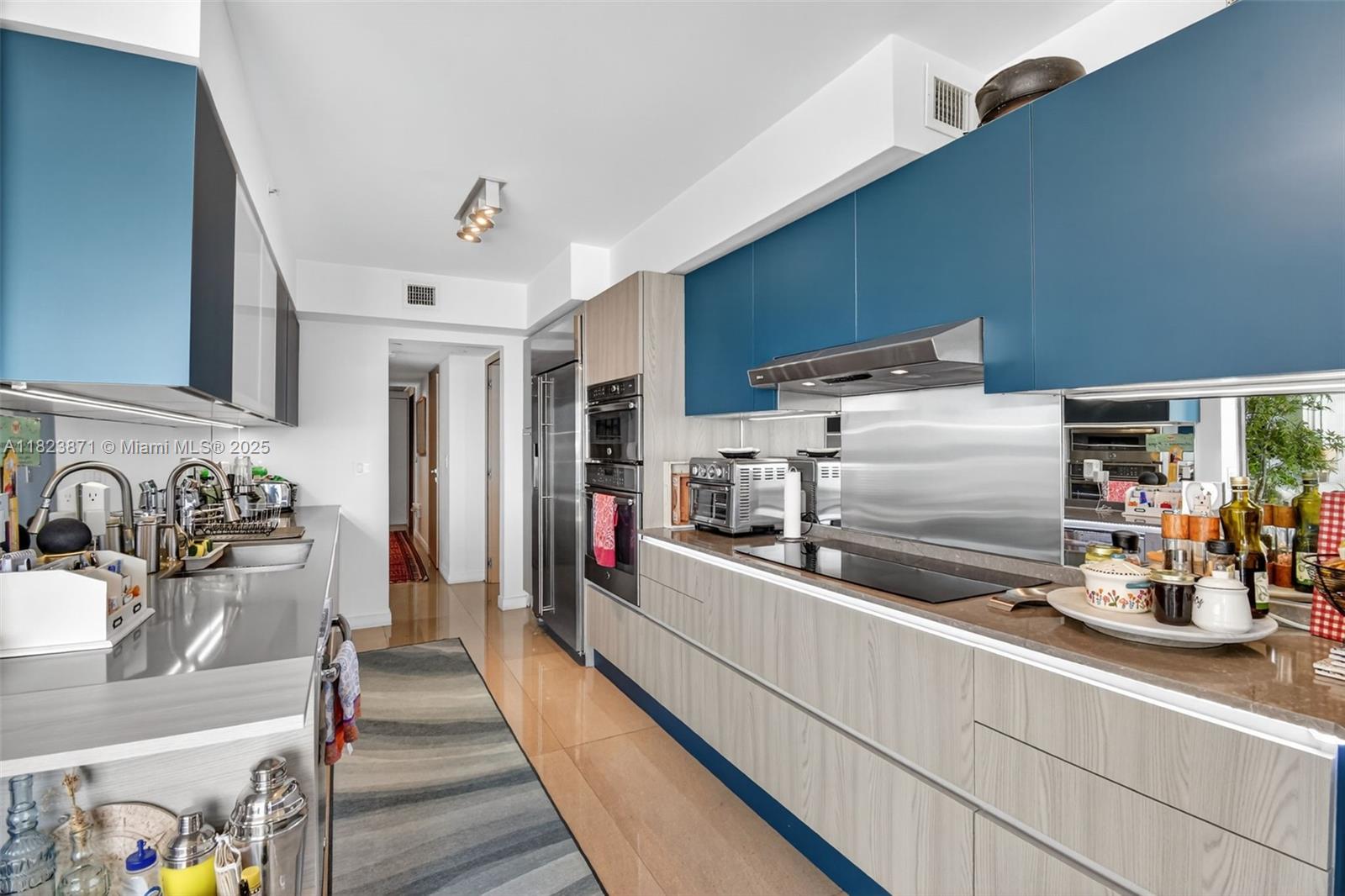 MILLENNIUM CONDO - Residential