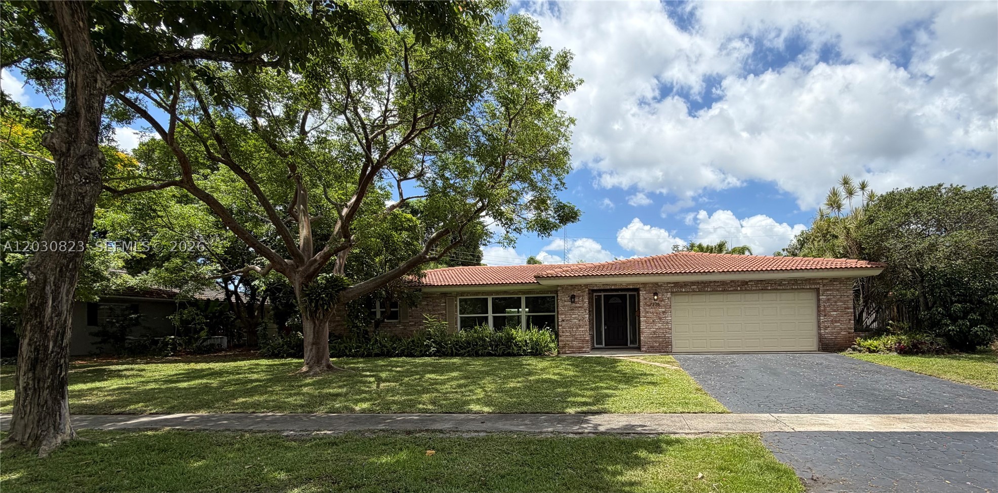 7220 NW 7th St - Image 1