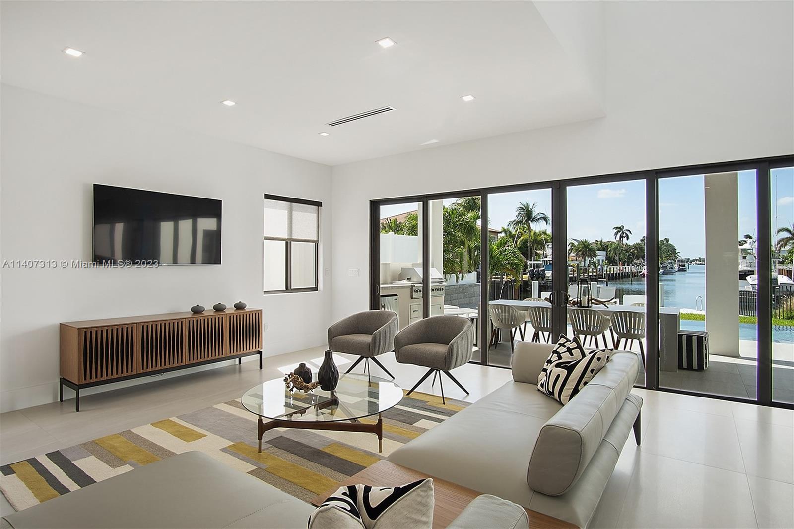 LAKE PLACID - Residential