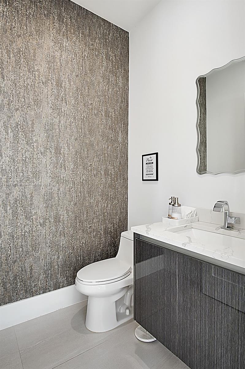 LAKE PLACID - Residential