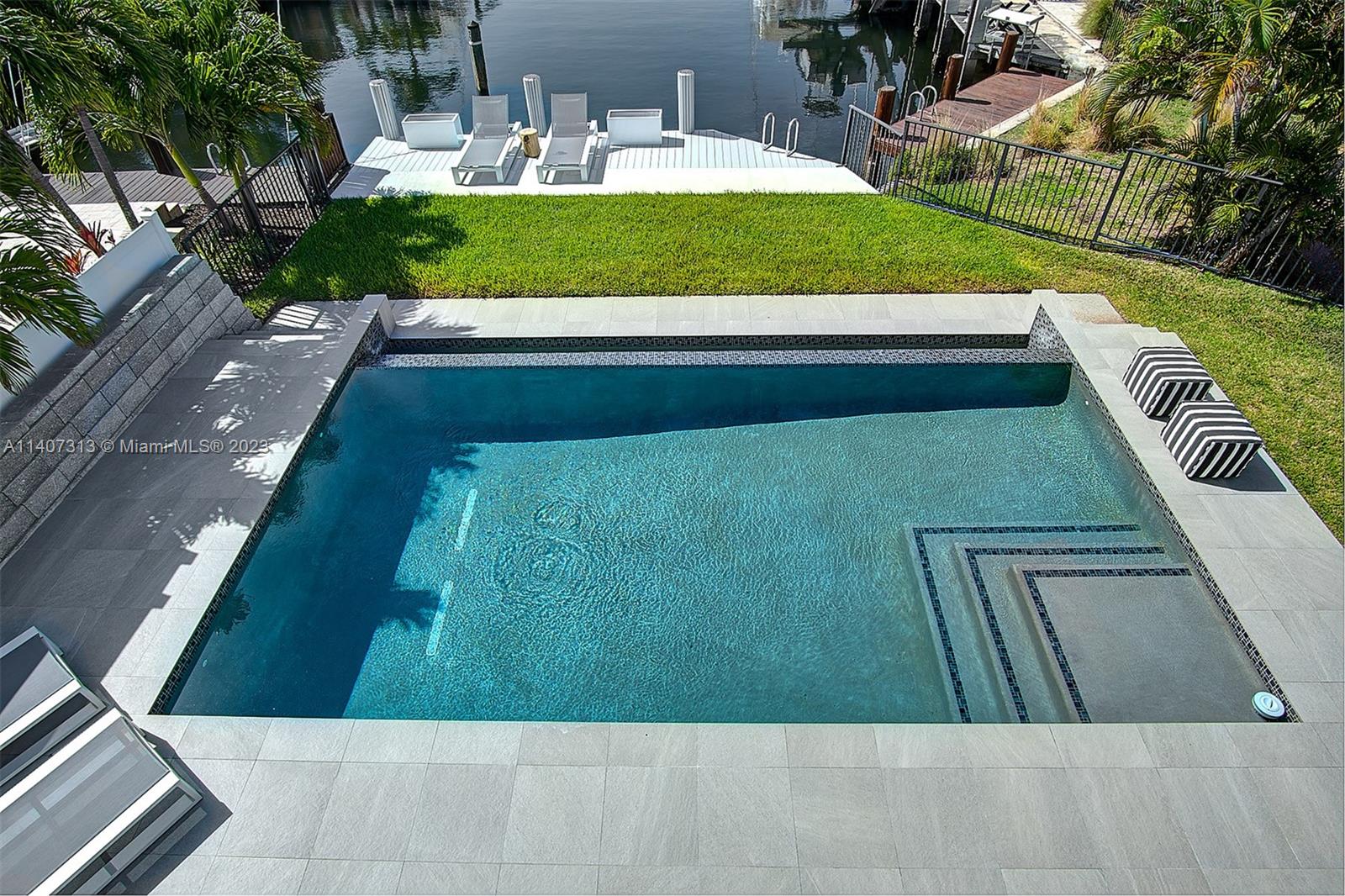 LAKE PLACID - Residential