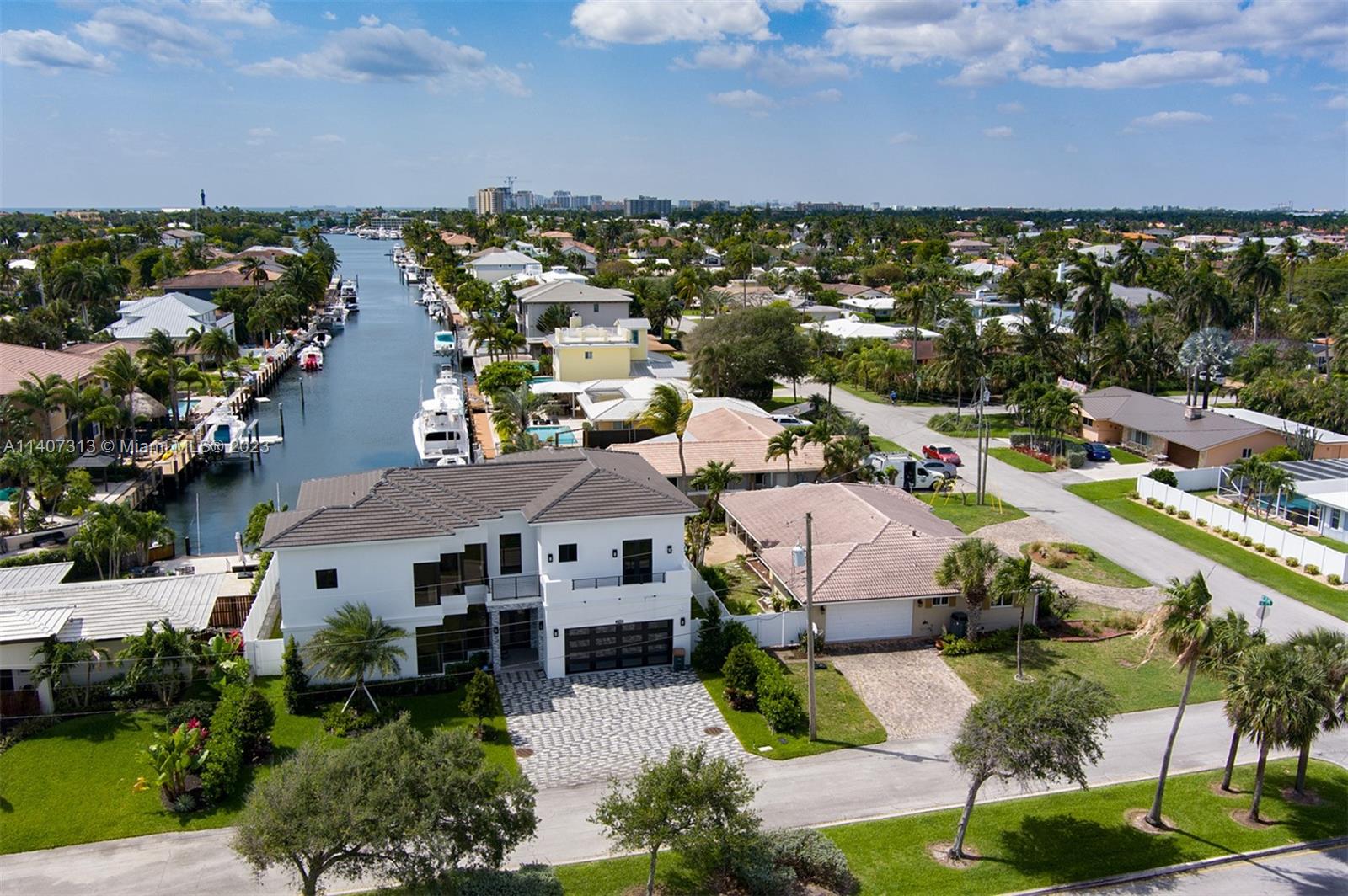 LAKE PLACID - Residential