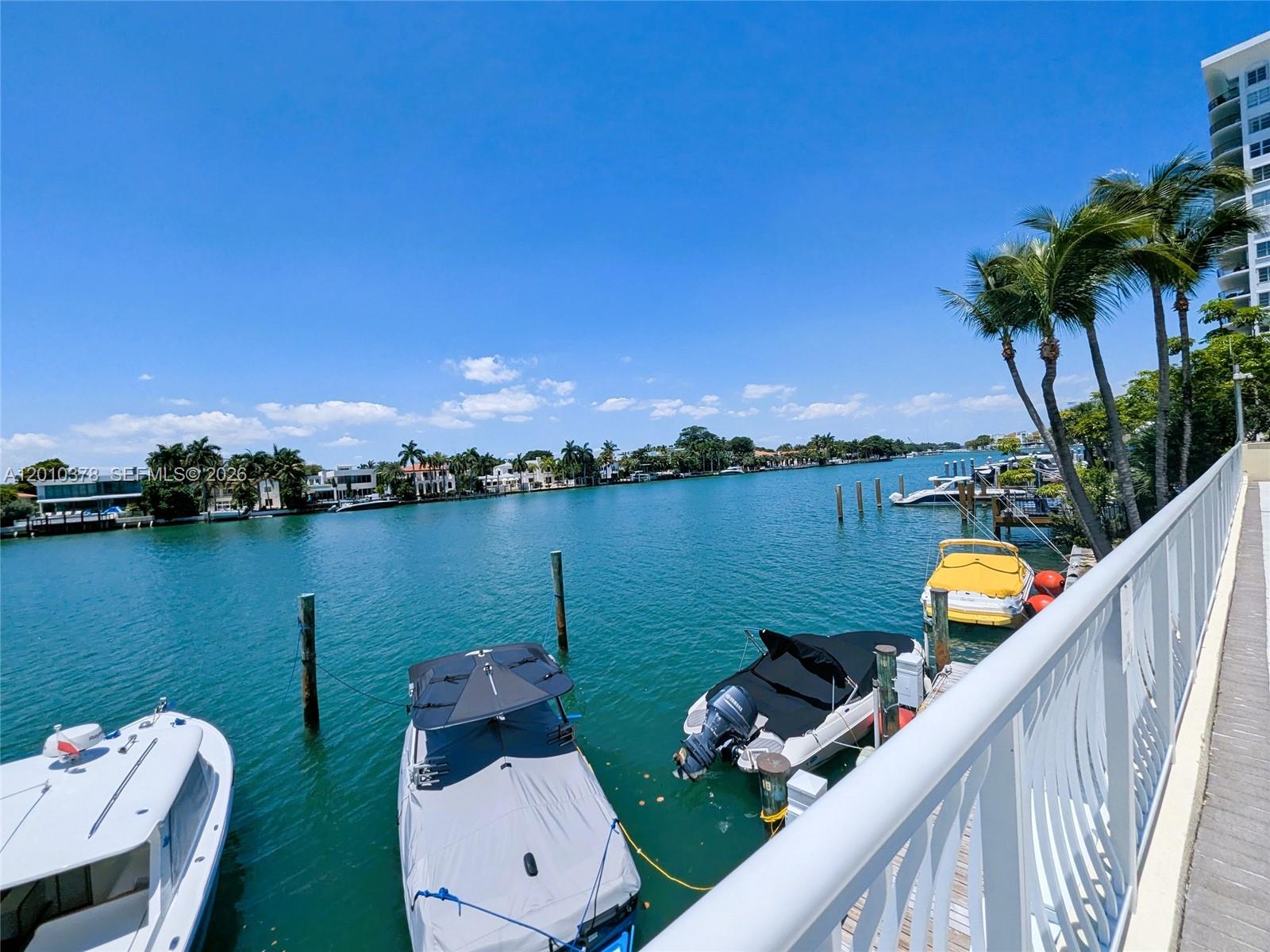 5600 CONDO - Residential