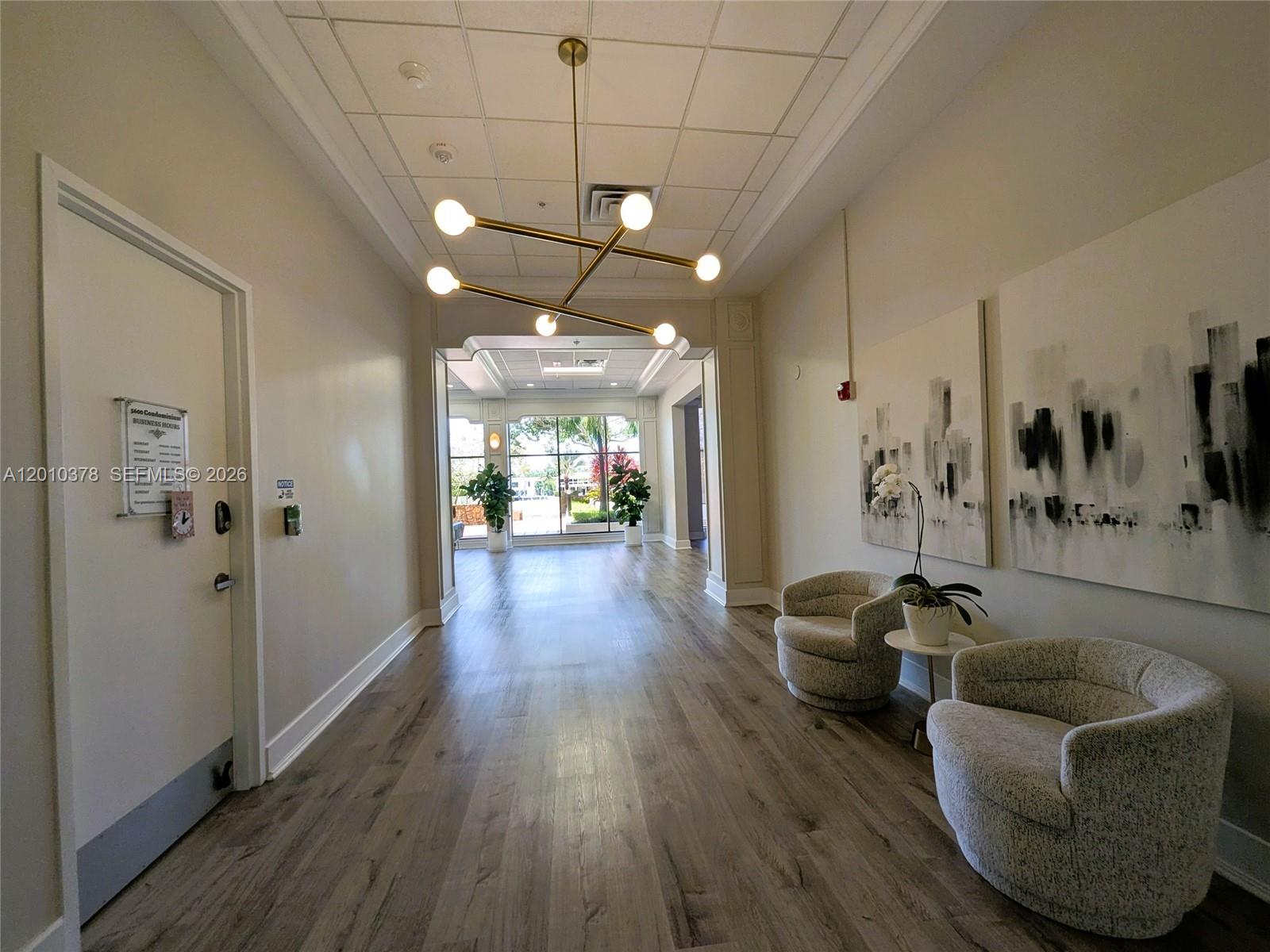 5600 CONDO - Residential