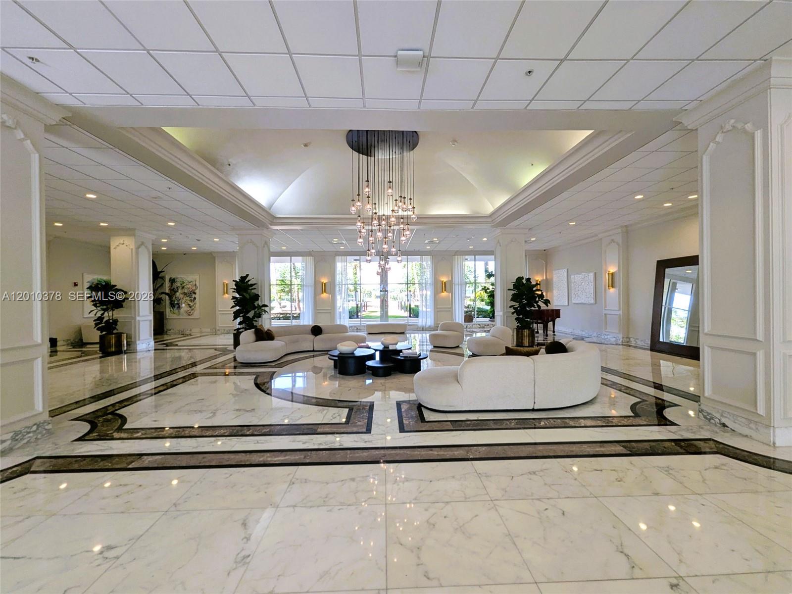 5600 CONDO - Residential