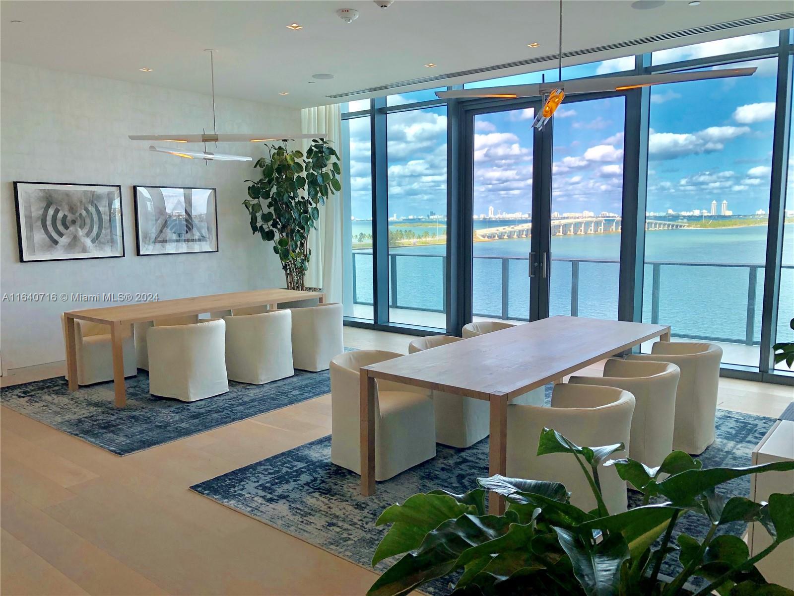 ONE PARAISO CONDO - Residential