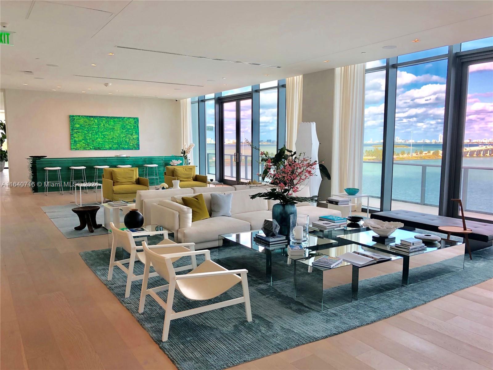 ONE PARAISO CONDO - Residential