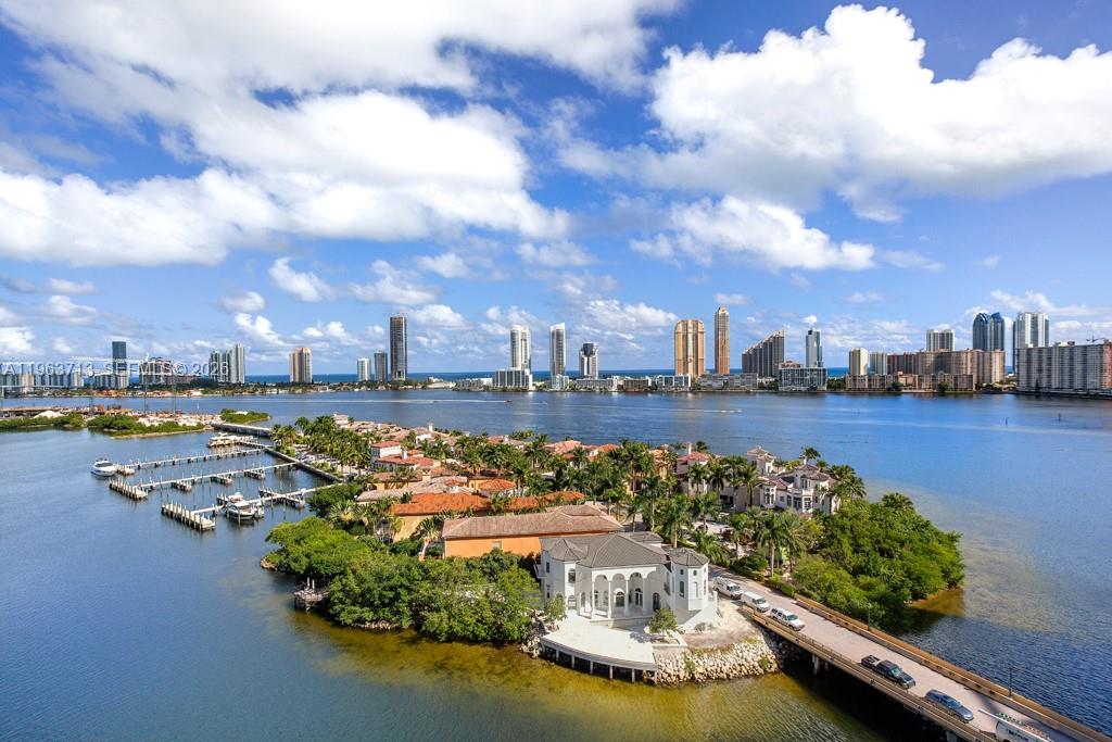 6000 Island Blvd 1404