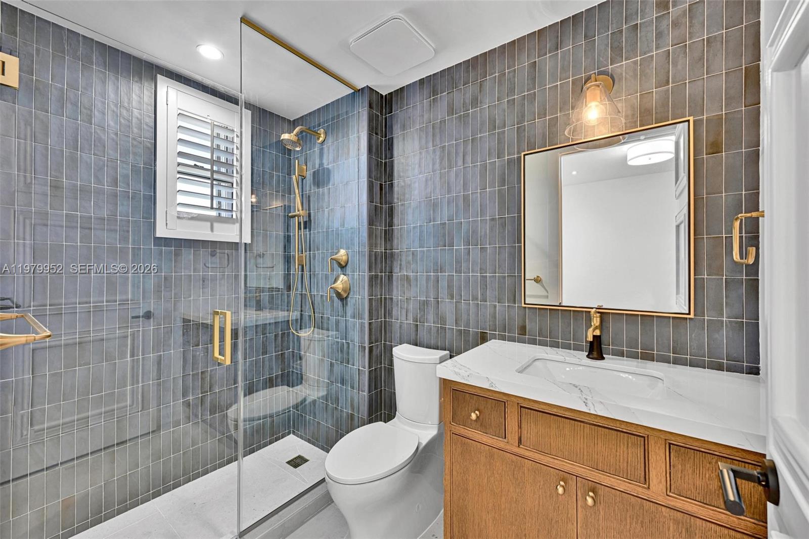 DEERING BAY CONDO II - Residential