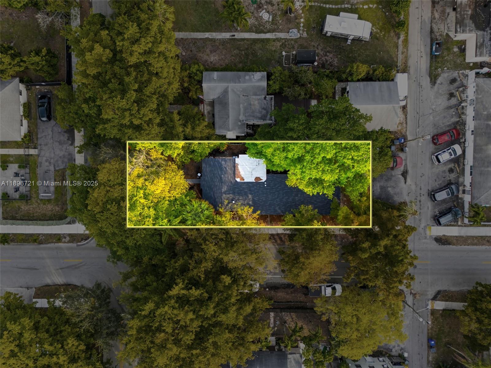 HOLLYWOOD - Residential Income