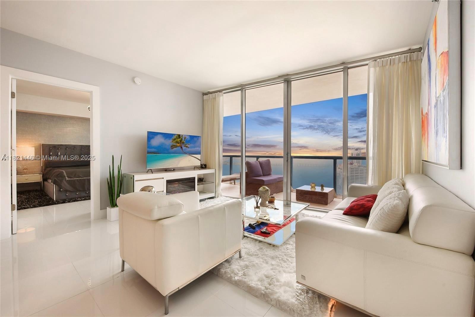 495 Brickell Ave 4505