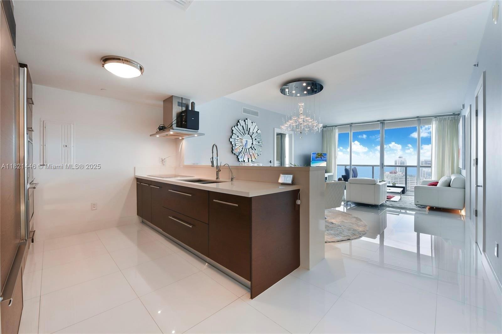 495 Brickell Ave 4505