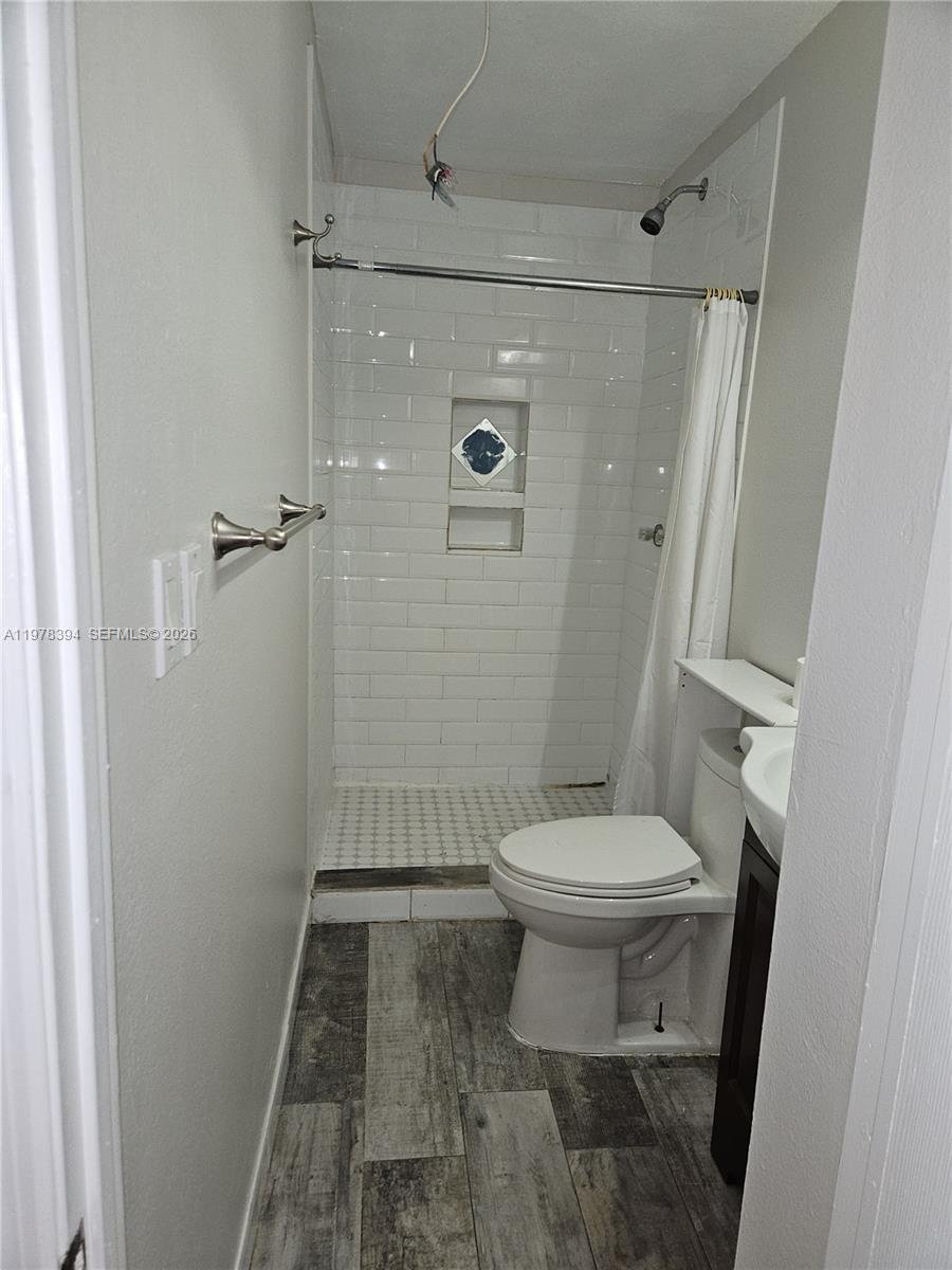 REALTY SECURITIES CORPPB - Residential Income