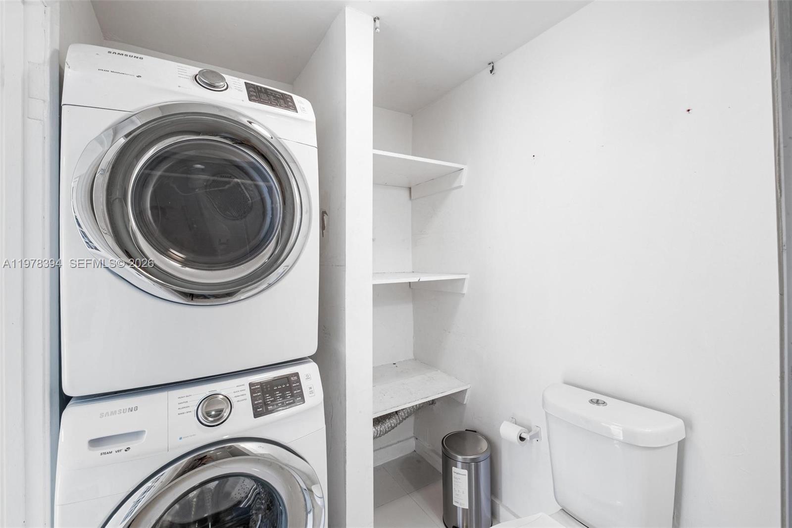 REALTY SECURITIES CORPPB - Residential Income