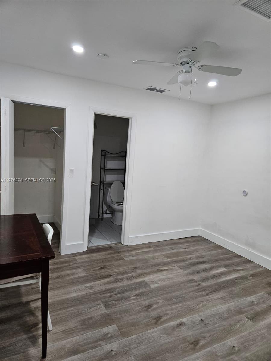 REALTY SECURITIES CORPPB - Residential Income