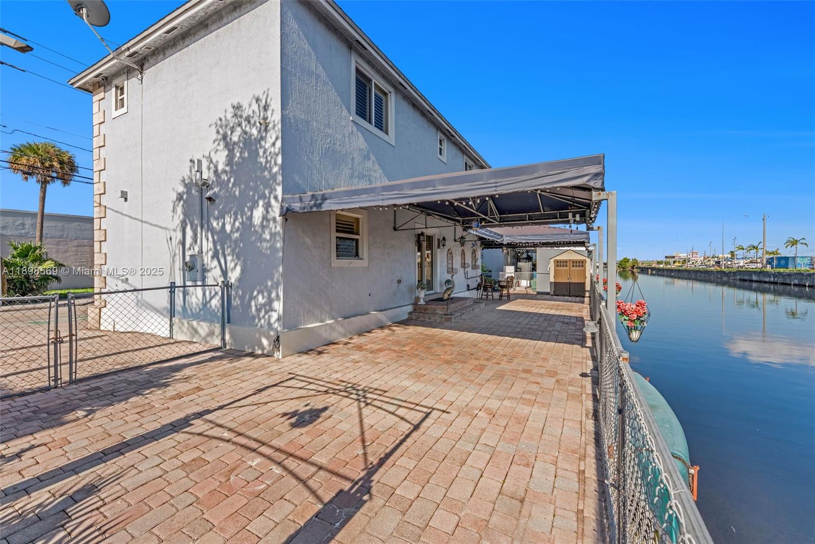 8357 NW South River Dr, Medley, FL, 33166/$699,000 1 8357 NW South River Dr