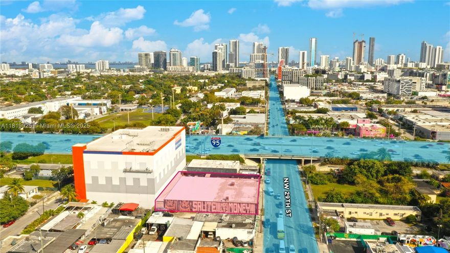 approximately 18 parking spaces and one dock high loading bay. The property is located on 29th Street on the gateway into one of the main routes into Wynwood, one of the most iconic neighborhoods in Miami.
The building layout has a professionally designed showroom and office space with approximately 4,000 SF. The remainder of the property is an air-conditioned warehouse which is used for storage, manufacturing, and an outdoor woodworking space. The property which is zoned D1 under Miami-21 zoning would be ideal for another high-end furniture showroom and manufacturing facility or a similar user that would want to take advantage of the existing showroom and warehouse space.
