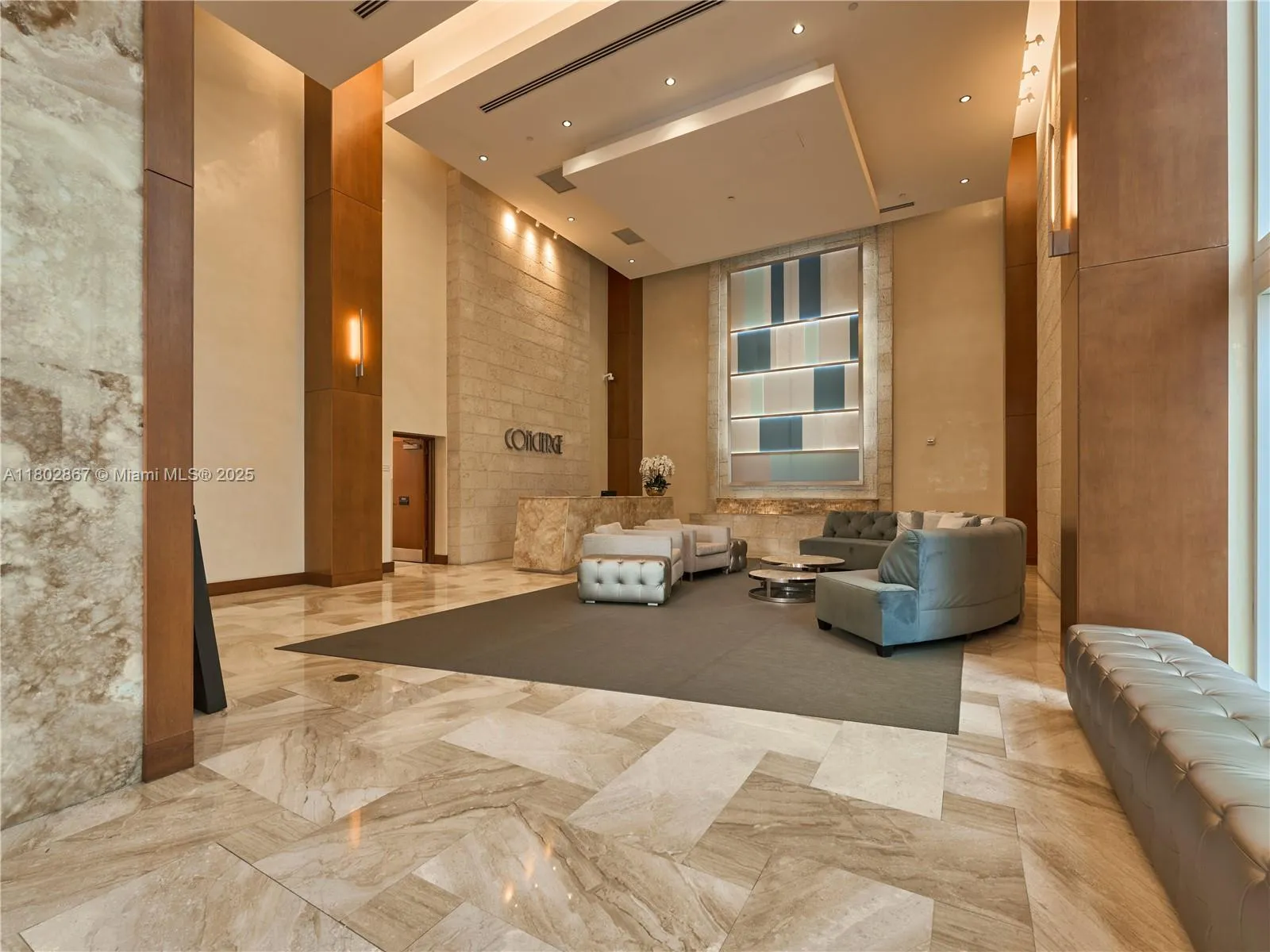 Miami, Florida 33131, United States, 2 Bedrooms Bedrooms, ,2 BathroomsBathrooms,Residential,Pending,132616