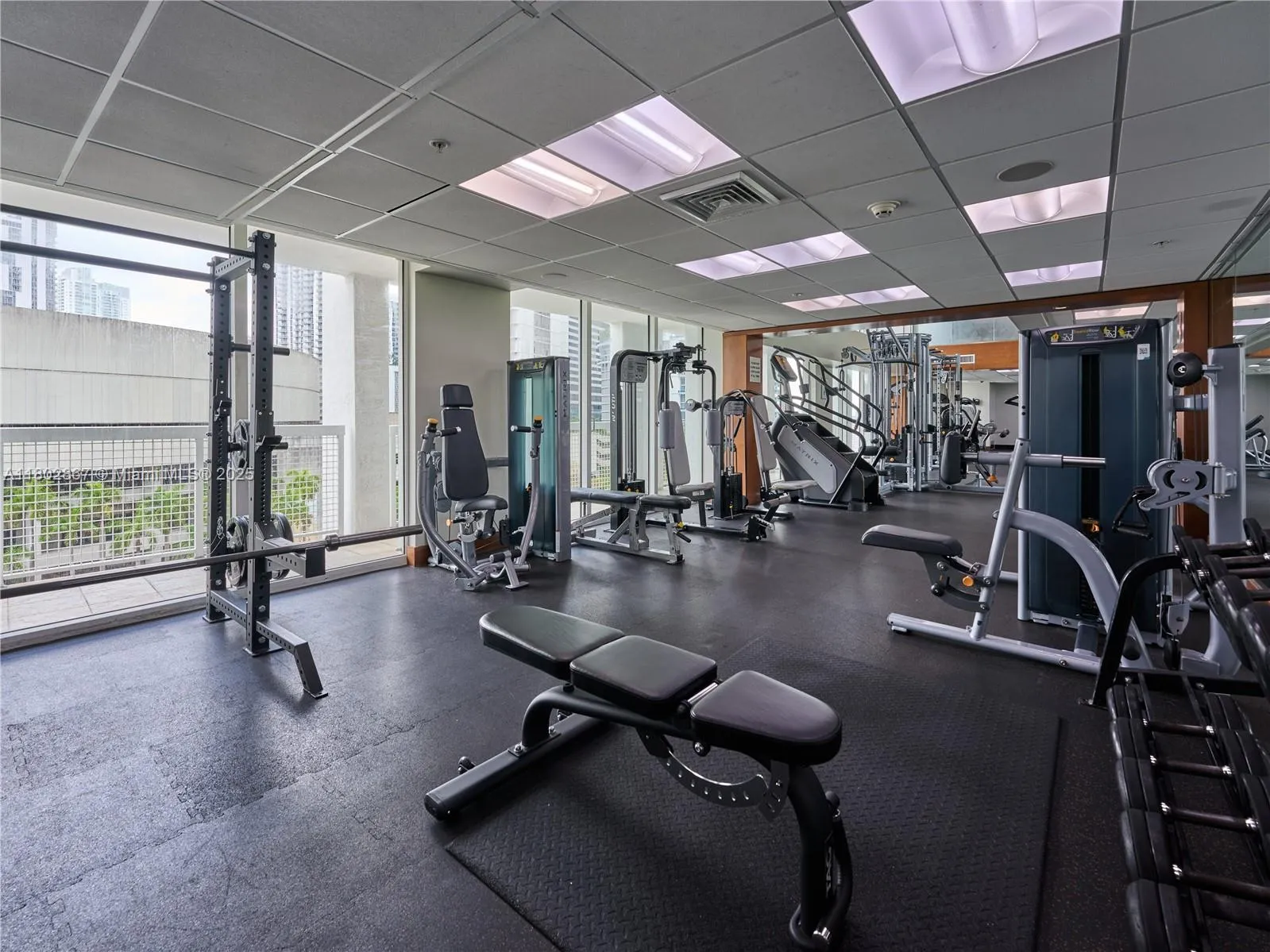 Miami, Florida 33131, United States, 2 Bedrooms Bedrooms, ,2 BathroomsBathrooms,Residential,Pending,132616