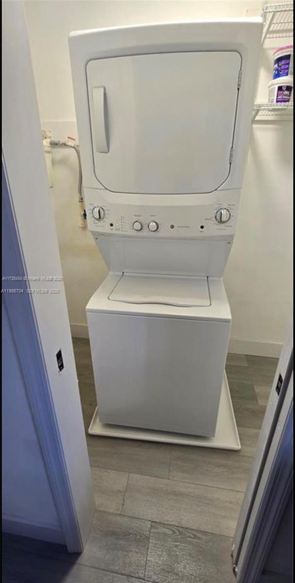 HOMEVILLE - Residential