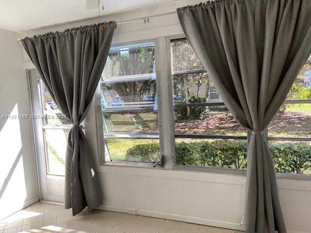 ARUBA VILLAGE E CONDO - Residential