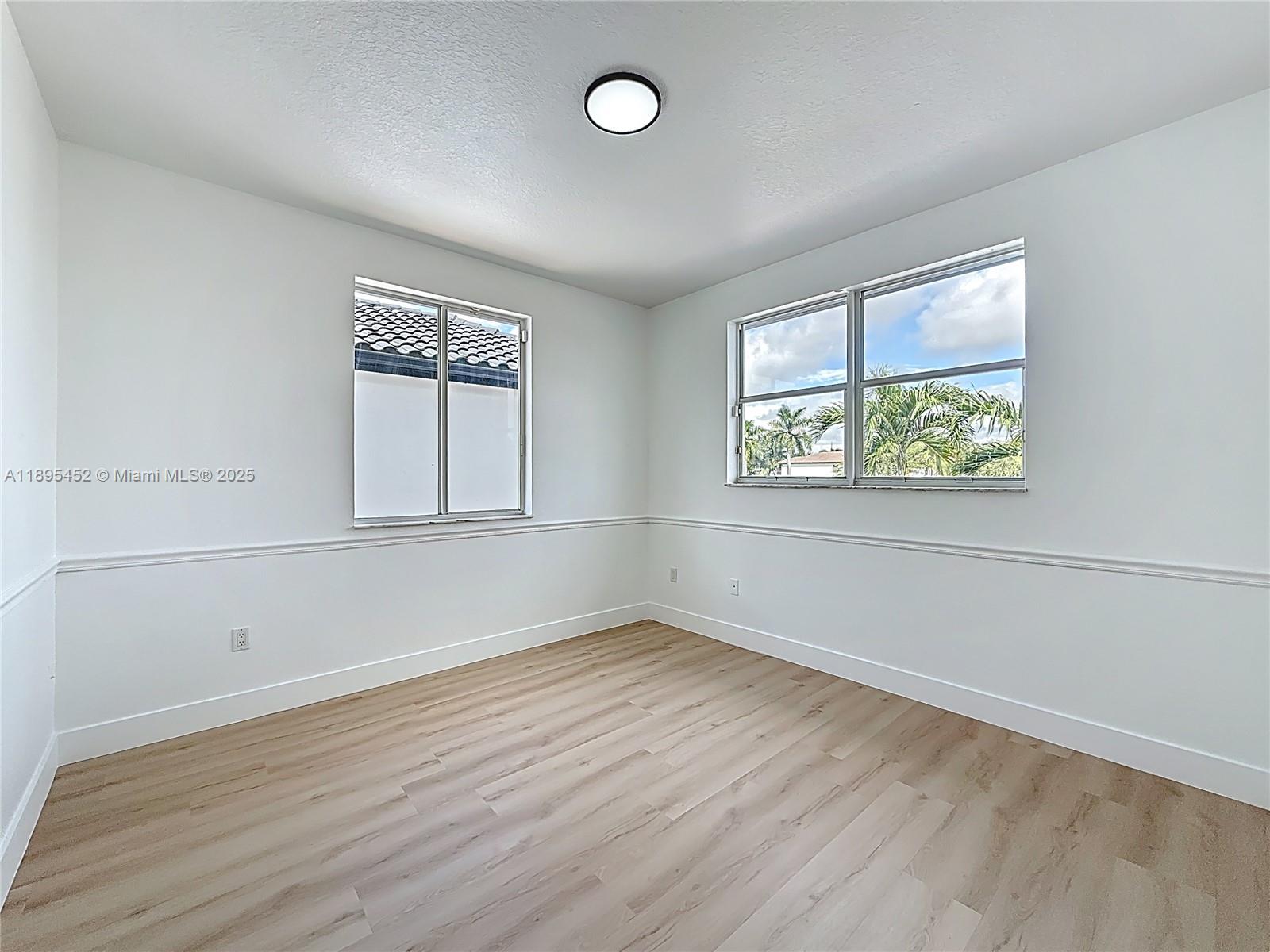 CRESTVIEW LAKES 2ND ADDN - Residential