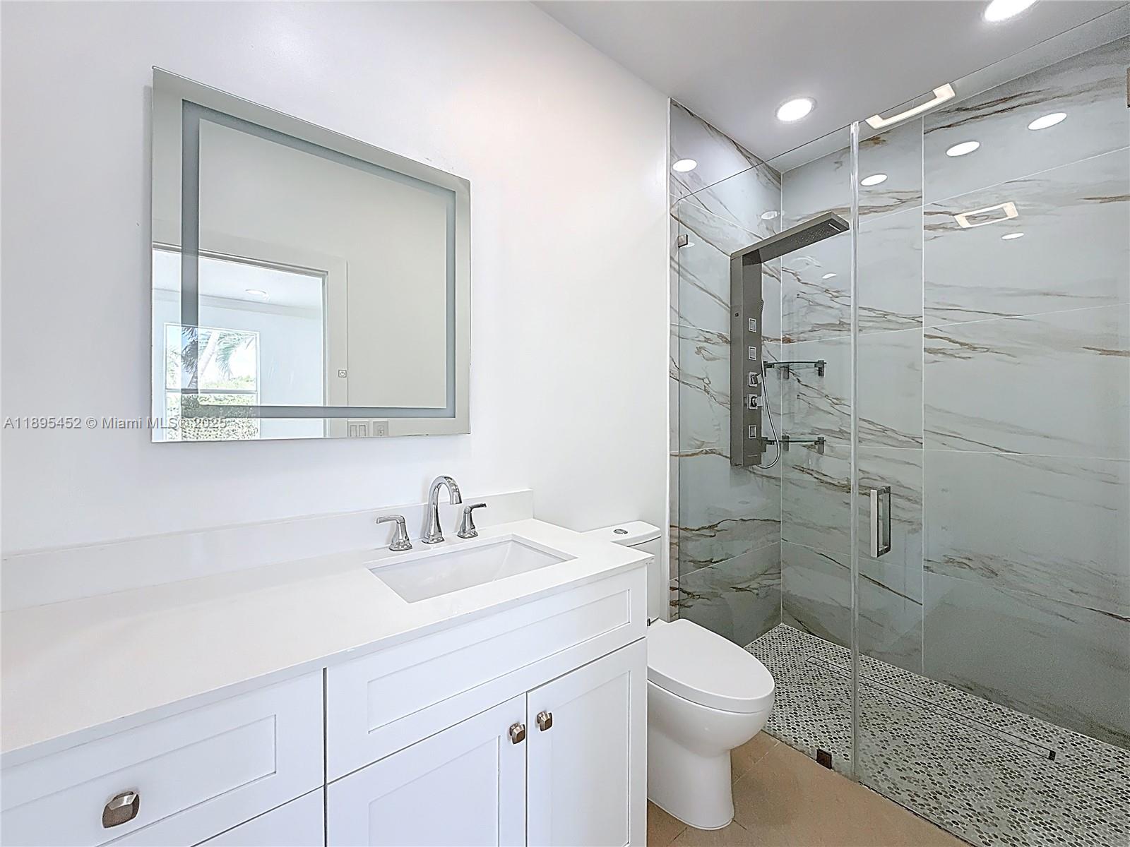 CRESTVIEW LAKES 2ND ADDN - Residential
