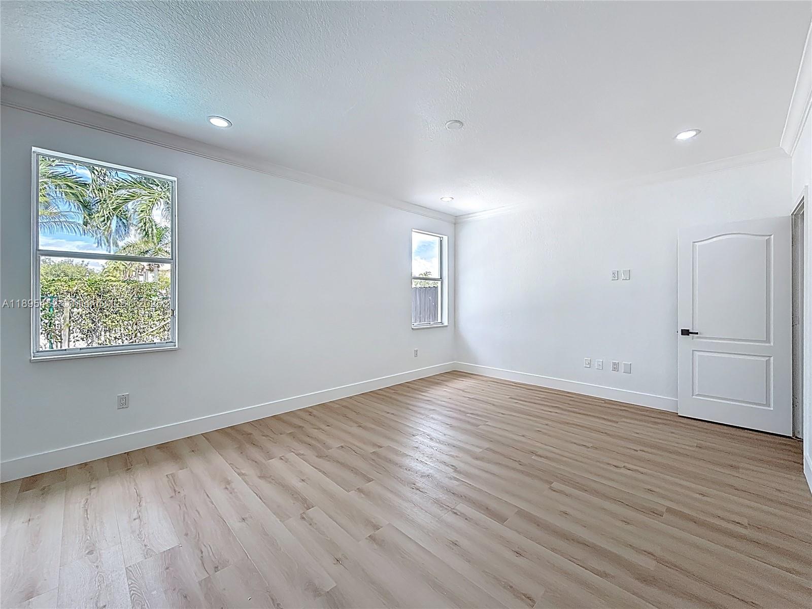 CRESTVIEW LAKES 2ND ADDN - Residential