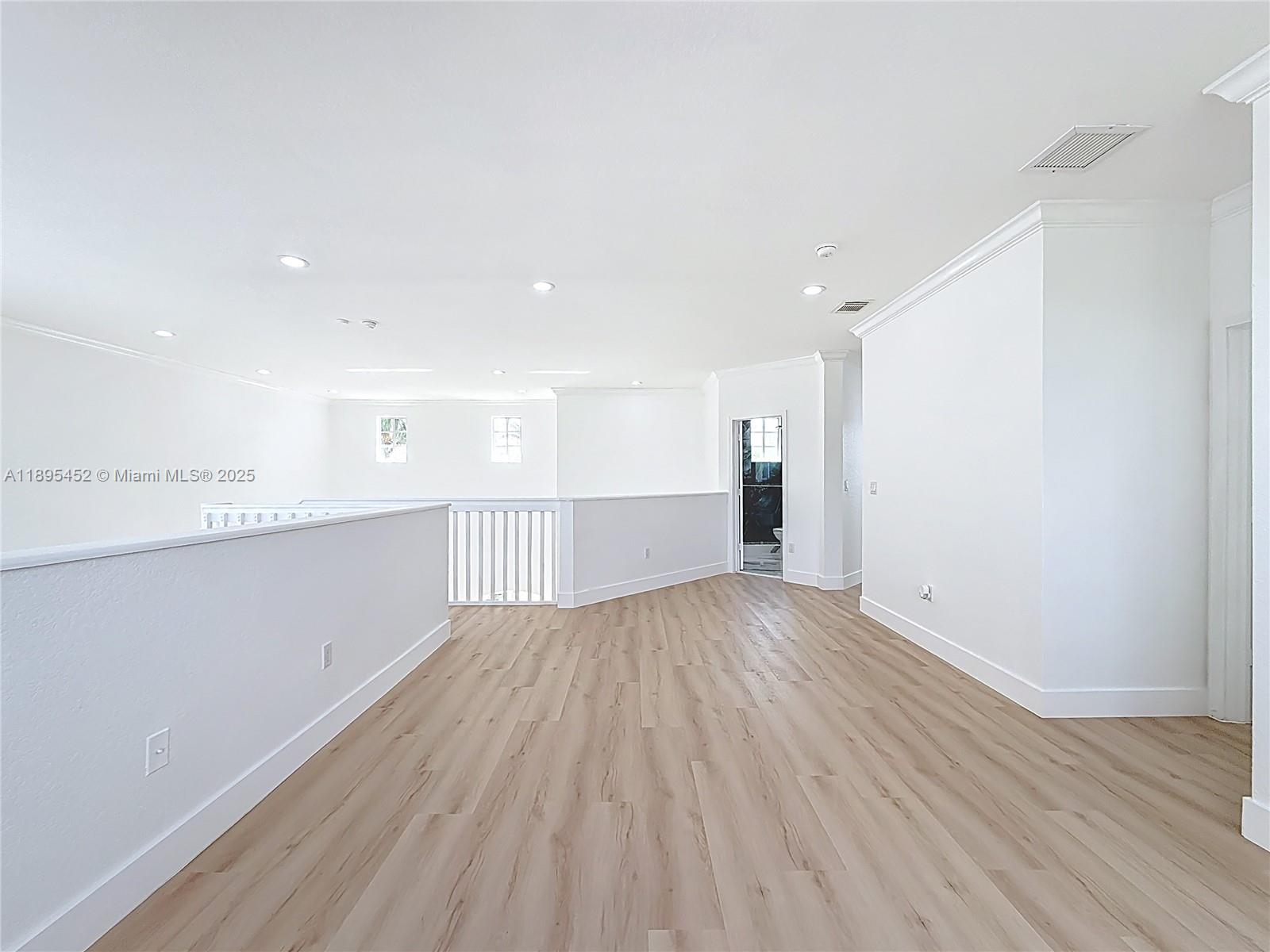 CRESTVIEW LAKES 2ND ADDN - Residential
