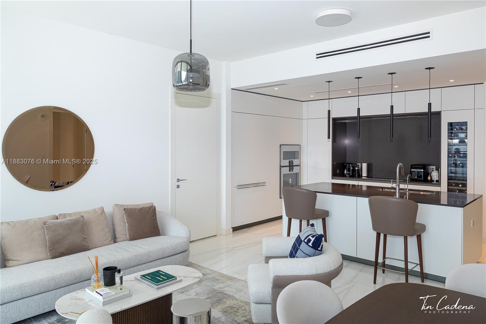 300 Biscayne Boulevard Way 2606W