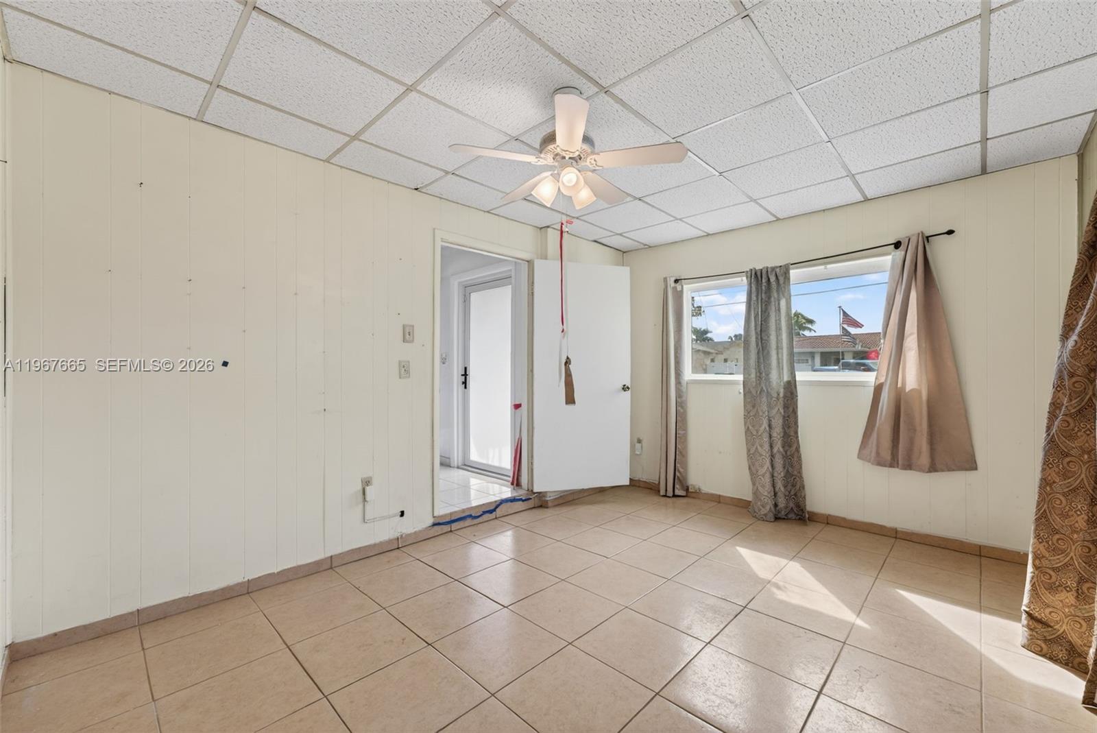 ROYAL PALM ACRES NINTH SE - Residential