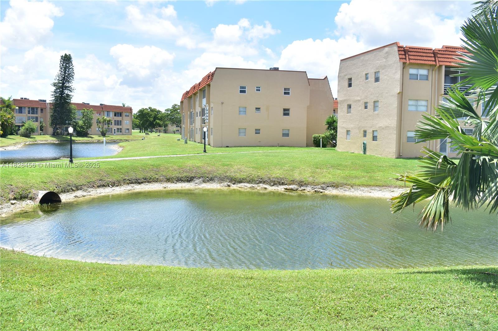 SUNRISE LAKES 72 CONDO - Residential