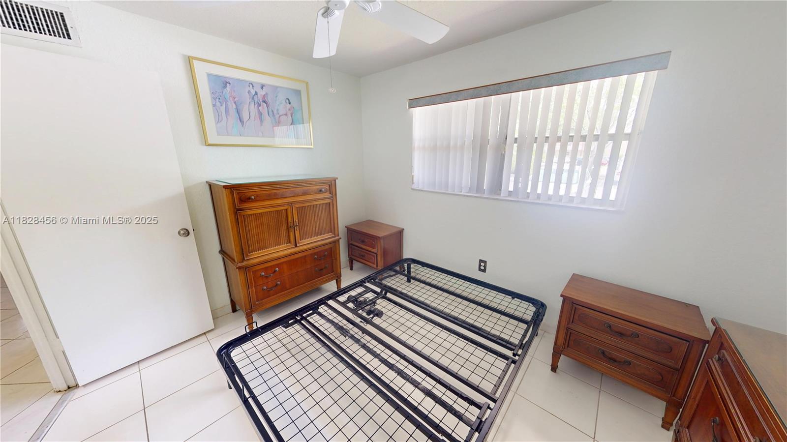 SUNRISE LAKES 72 CONDO - Residential