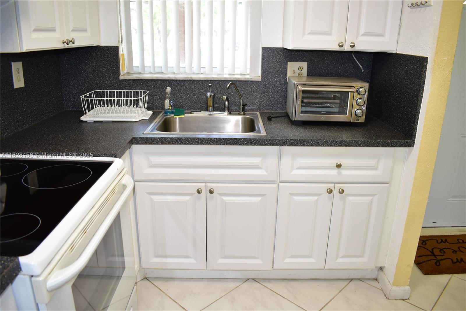 SUNRISE LAKES 72 CONDO - Residential