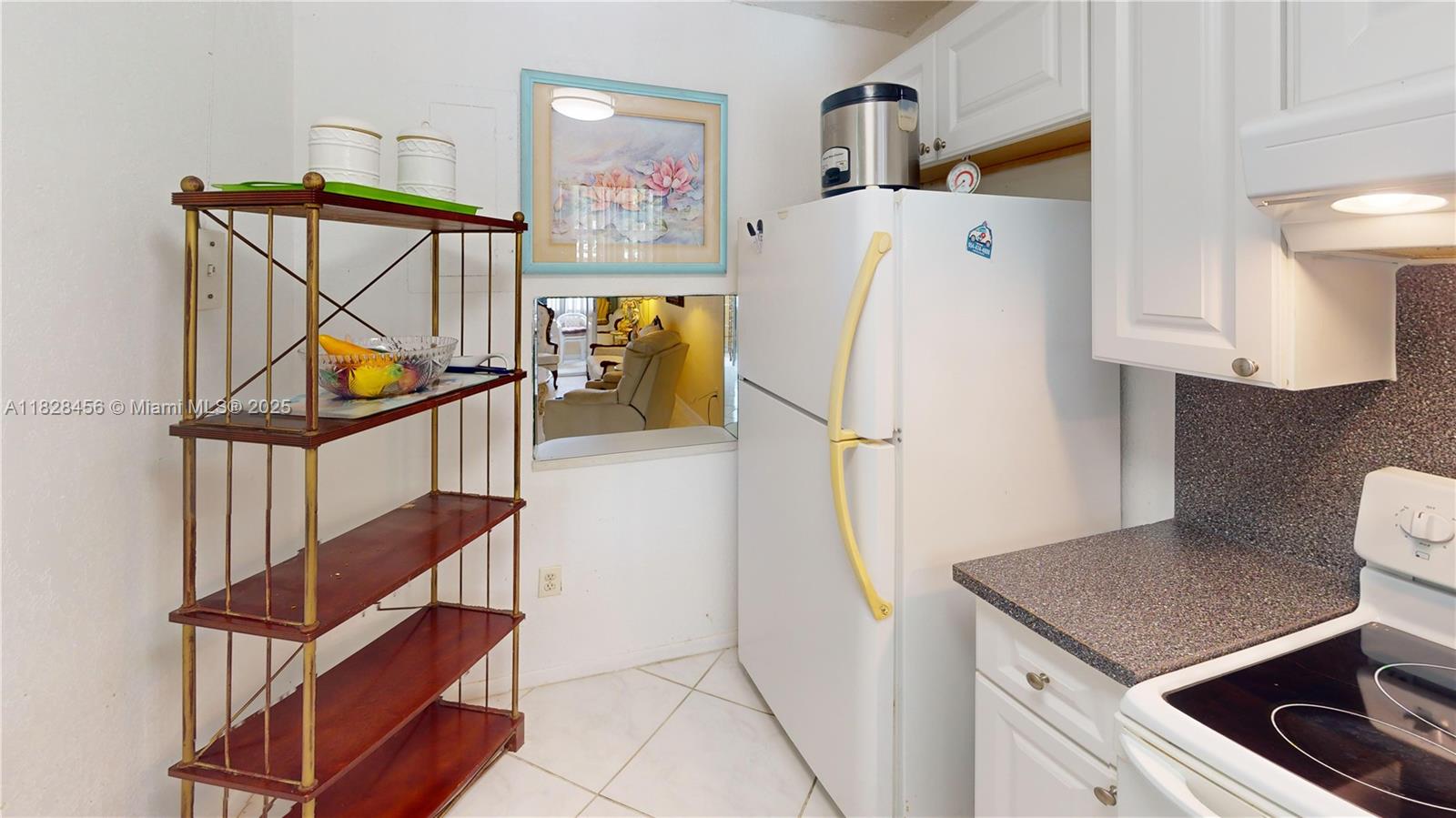 SUNRISE LAKES 72 CONDO - Residential