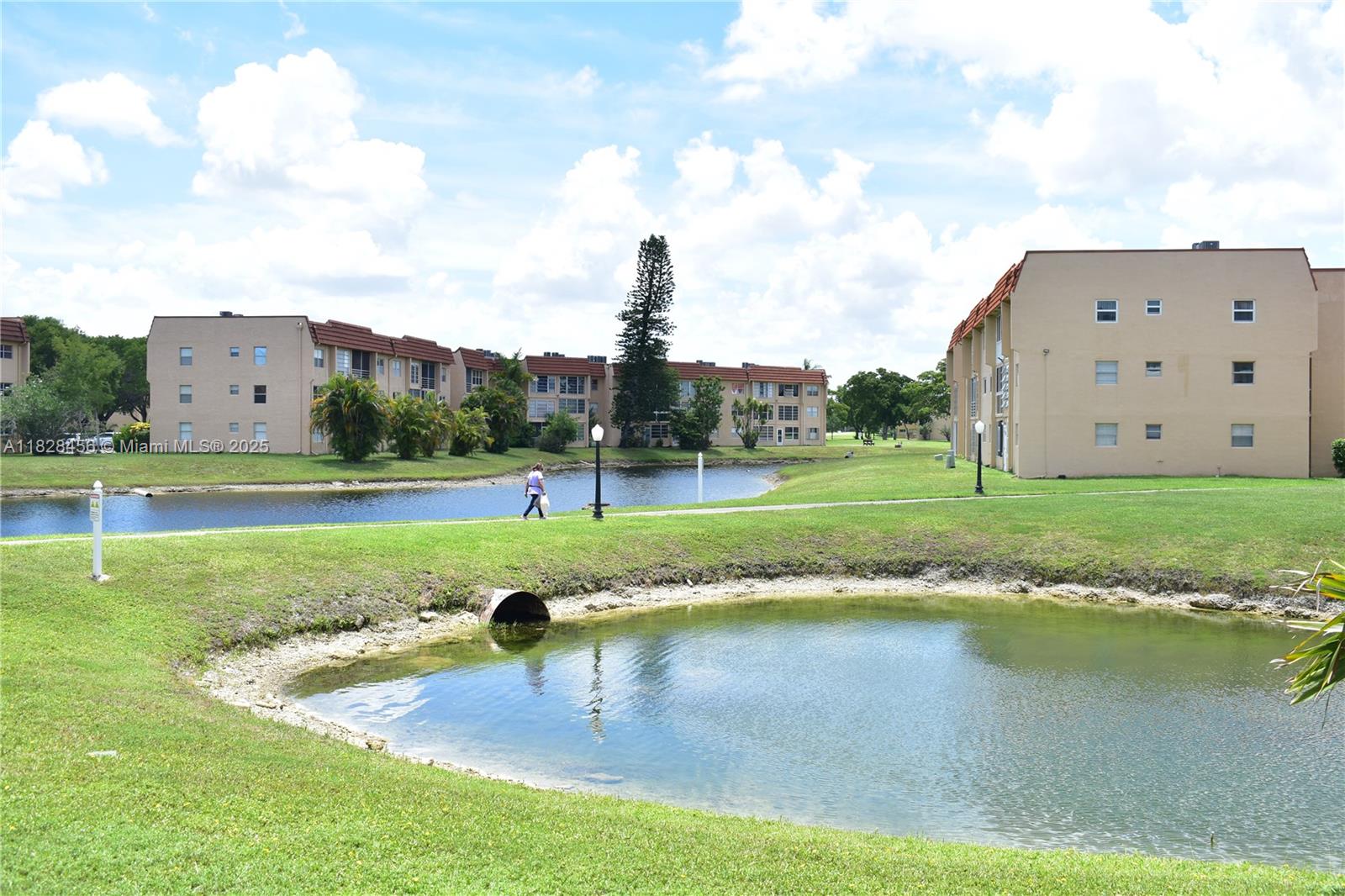 SUNRISE LAKES 72 CONDO - Residential