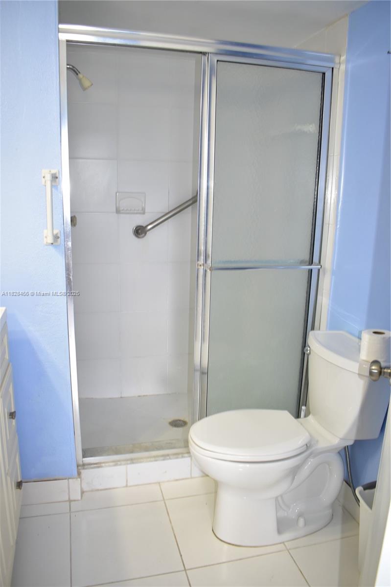 SUNRISE LAKES 72 CONDO - Residential