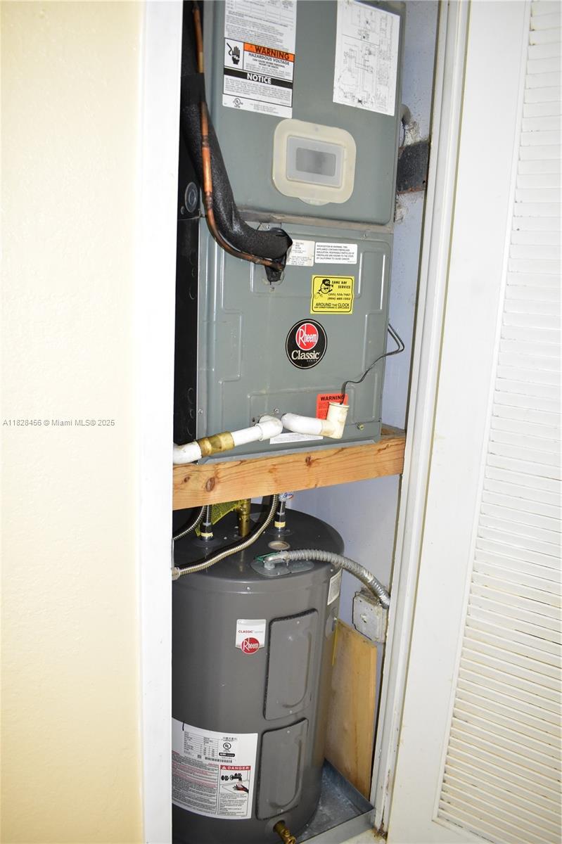 SUNRISE LAKES 72 CONDO - Residential