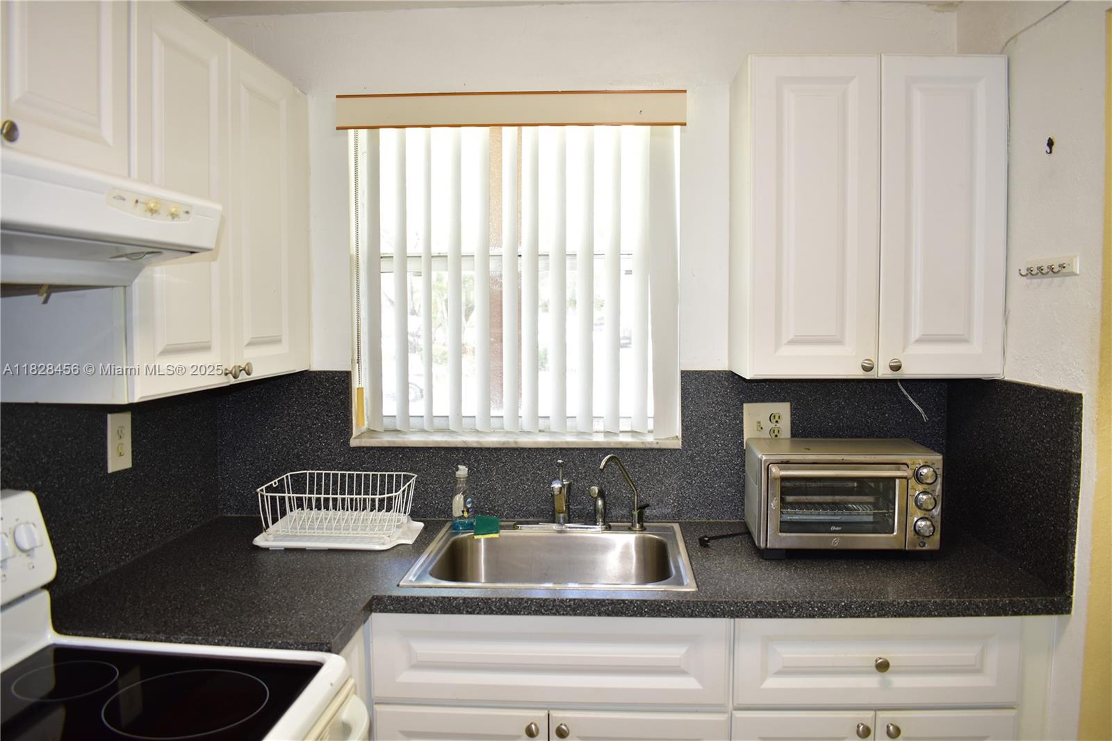 SUNRISE LAKES 72 CONDO - Residential