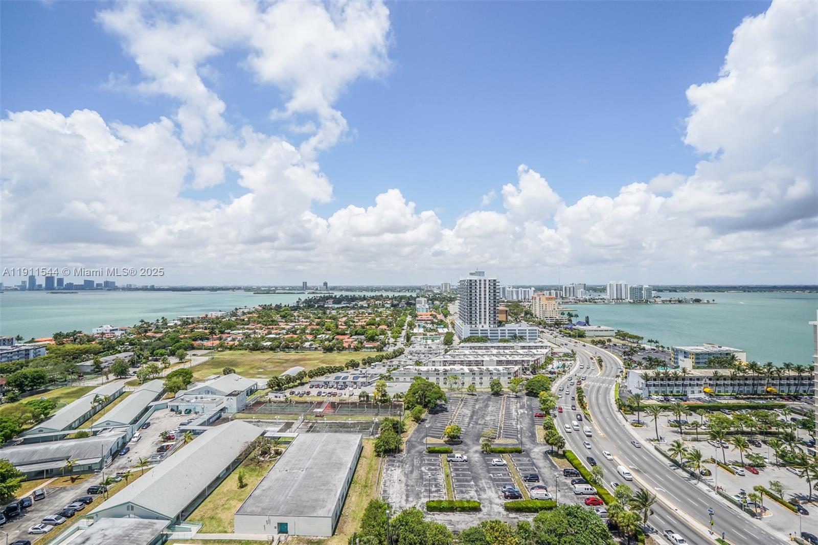 THE GRANDVIEW PALACE COND - Residential Lease