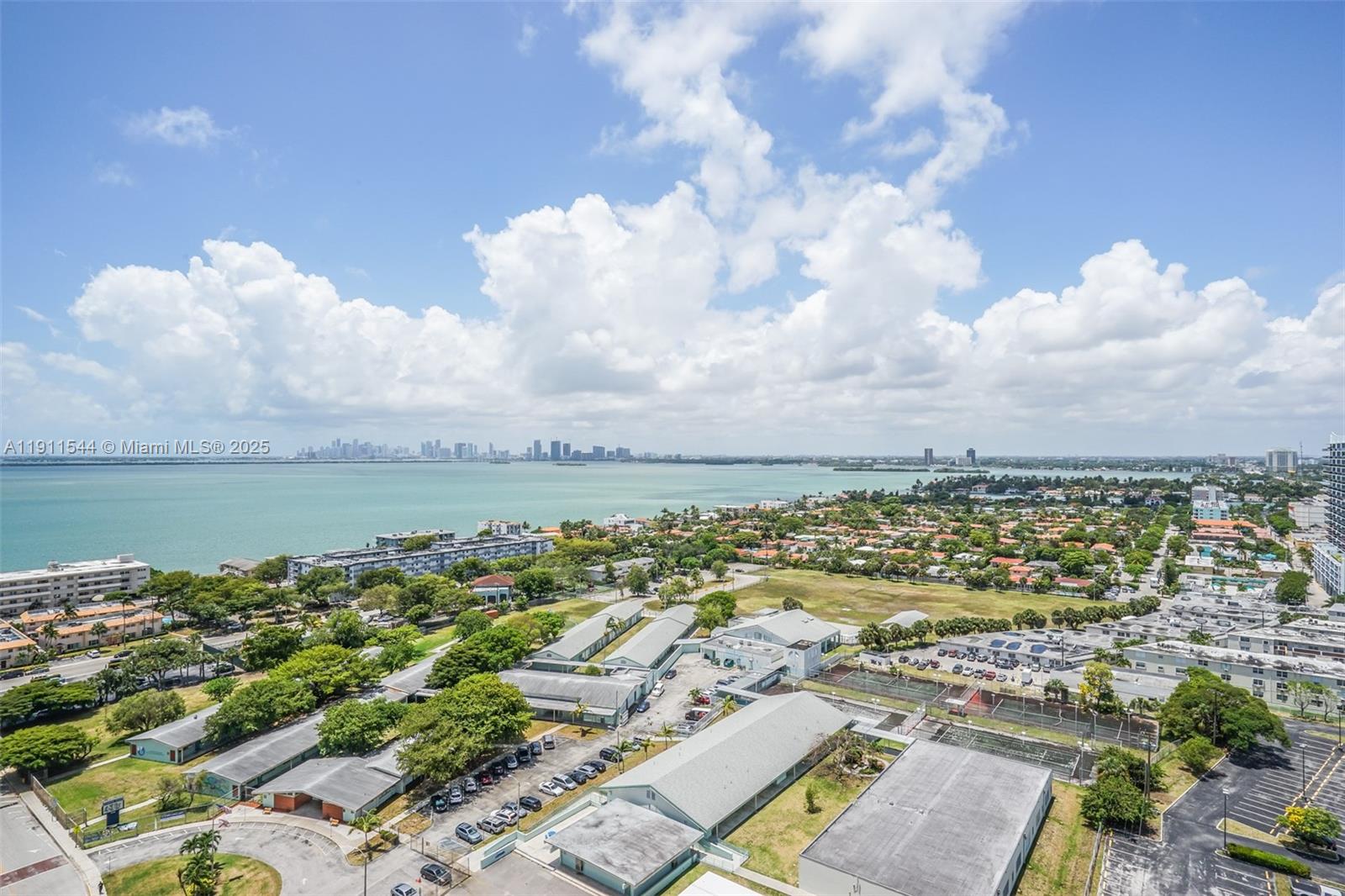 THE GRANDVIEW PALACE COND - Residential Lease