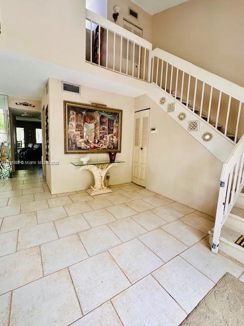 559 N University Dr 39