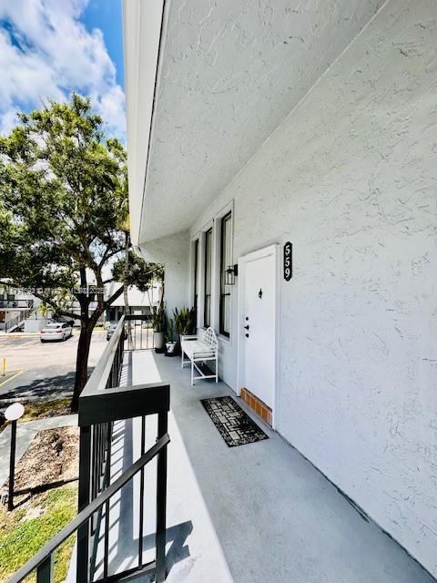 559 N University Dr 39