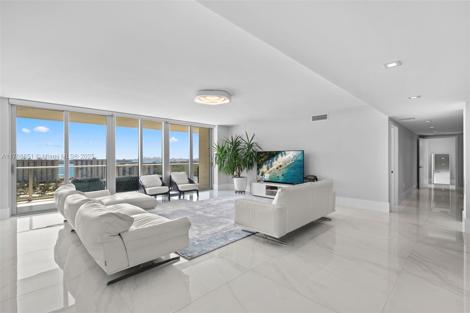 330 Sunny Isles Blvd 5-2204