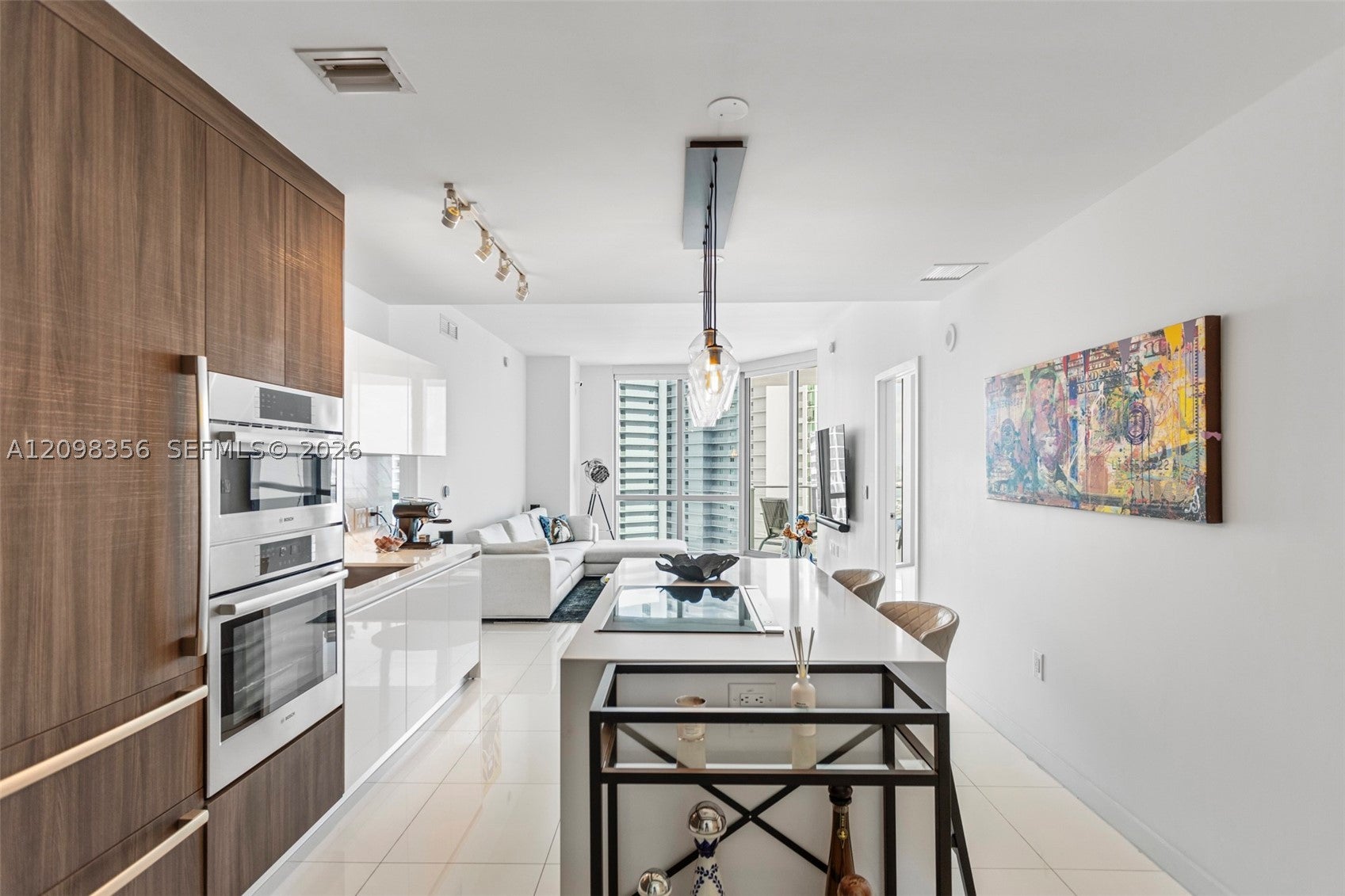 851 NE 1st Ave 3707