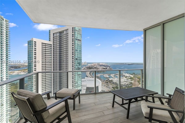 851 NE 1ST AVE UNIT 3707, MIAMI, FL 33132 - Image 88a67b171ff65210e21e79f381eae46d/578858287