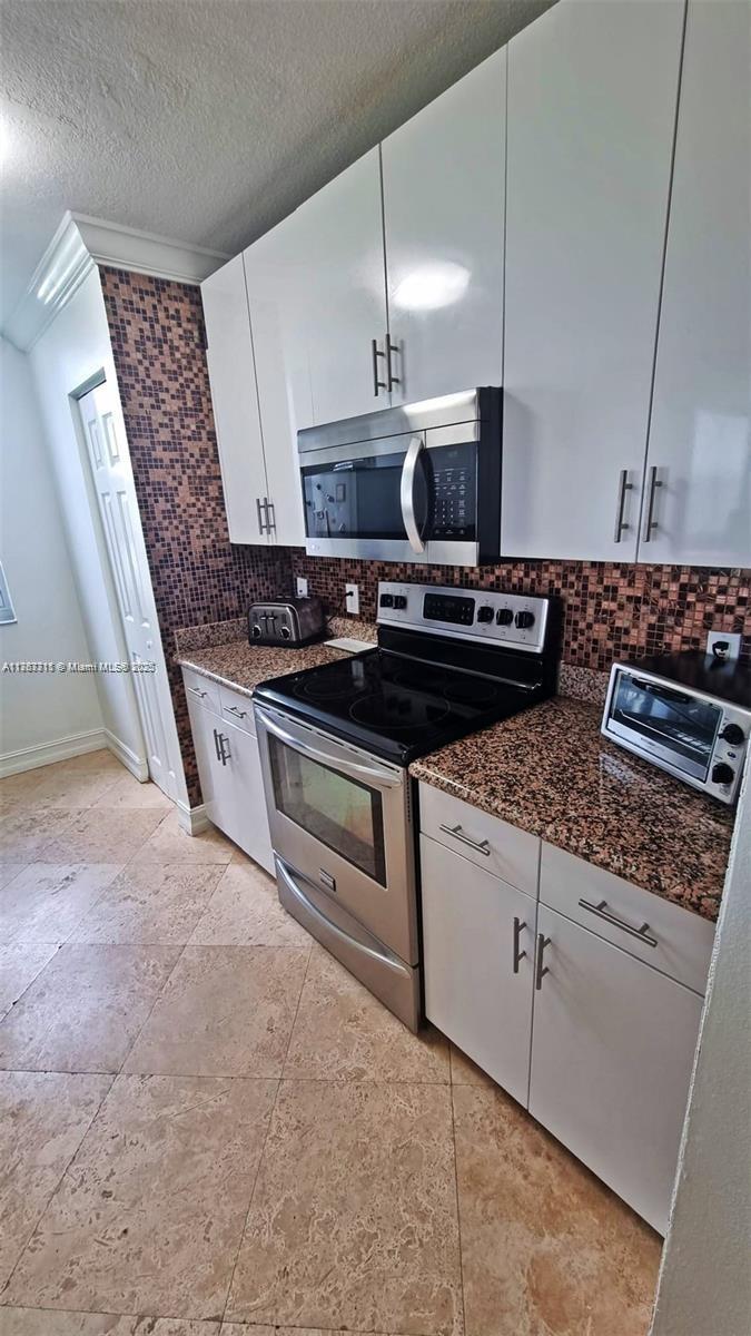 HIGHLAND BEACH CLUB CONDO - Residential Lease