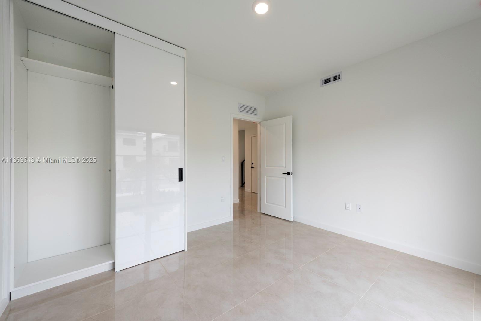 On Alba ONX Homes - Residential